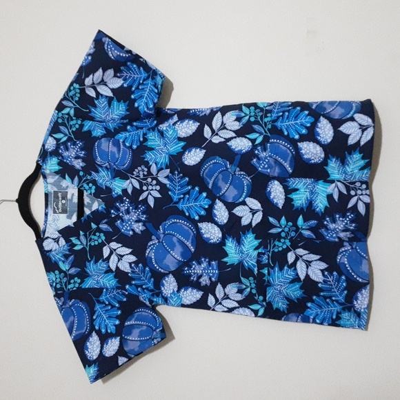 Butter Soft Scrub Medical Professional Floral and Abstract Patterned Bundle 4 - Picture 10 of 13